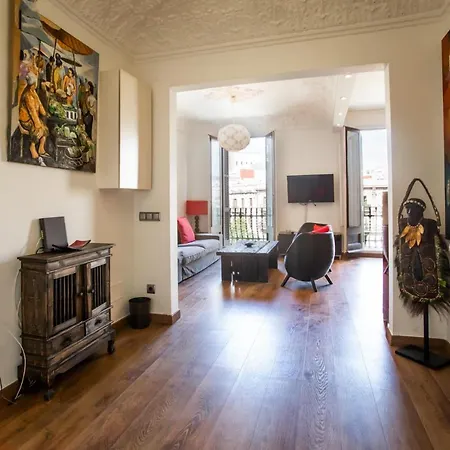 41ari1045- Fantastic And Super Spacious 3bed In The Center Apartment *