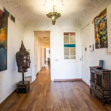 41ari1045- Fantastic And Super Spacious 3bed In The Center